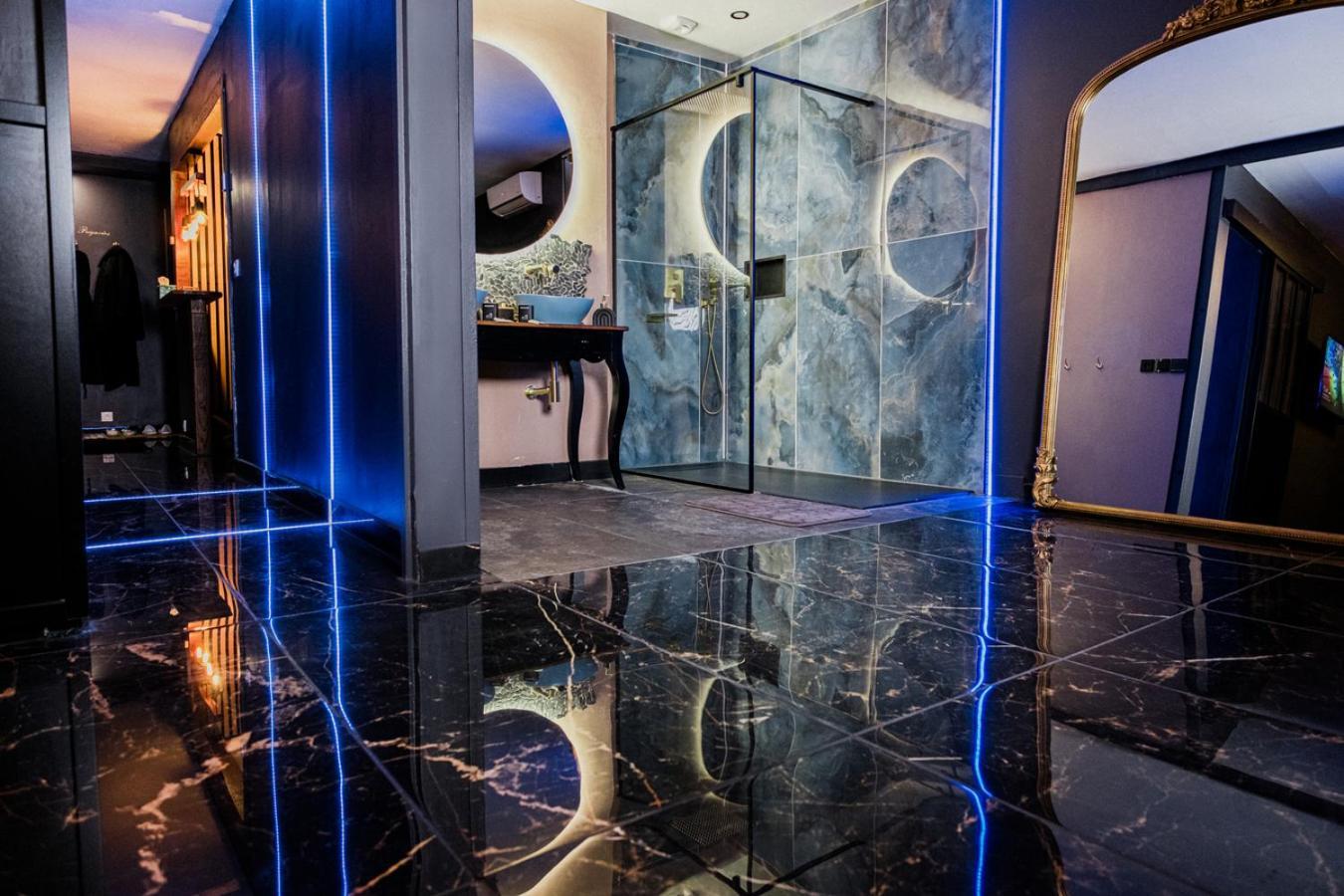 L Escale Jacuzzi Et Sauna Evreux Ngoại thất bức ảnh