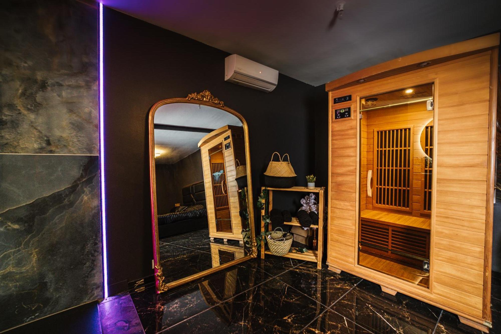 L Escale Jacuzzi Et Sauna Evreux Ngoại thất bức ảnh